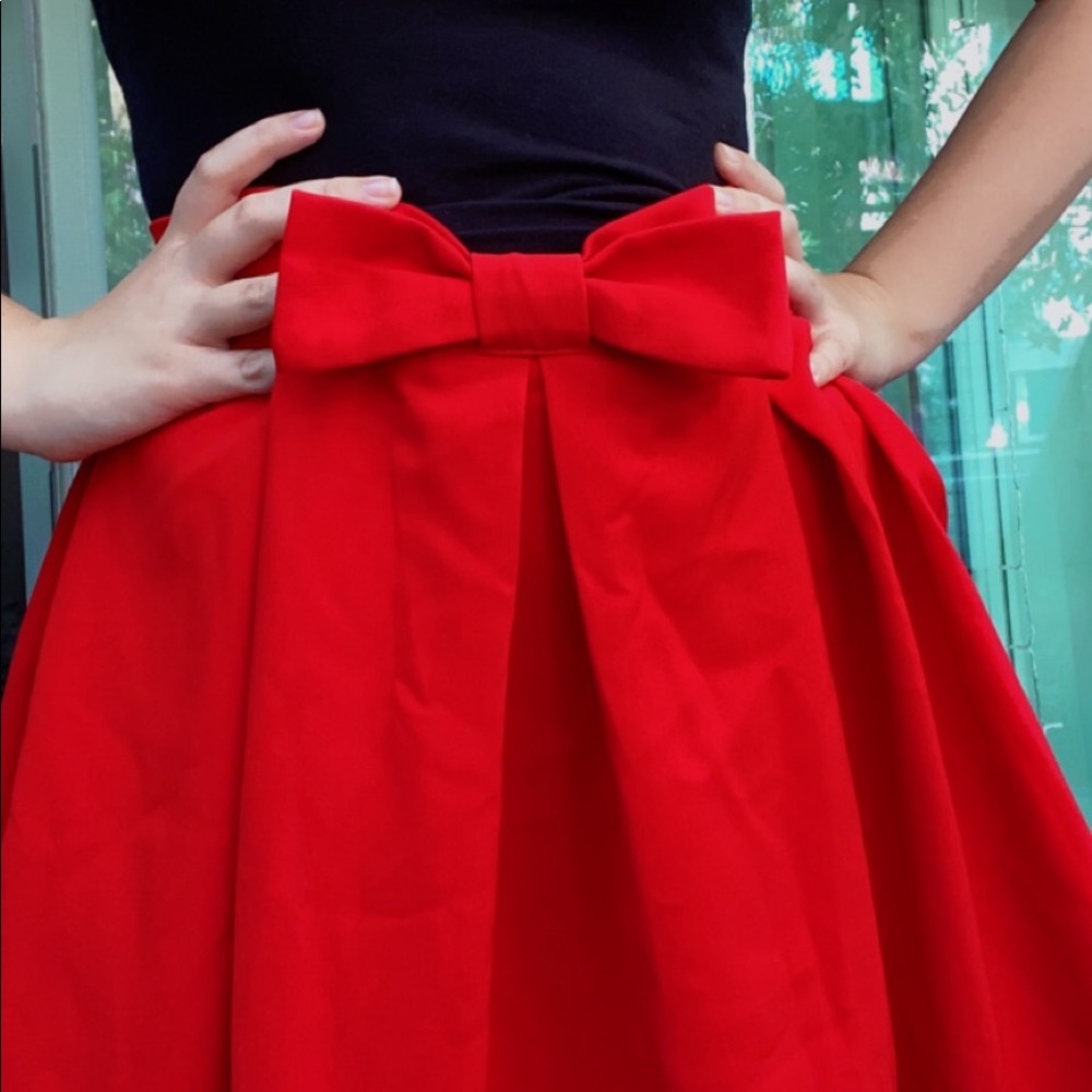 Red tie Skirt